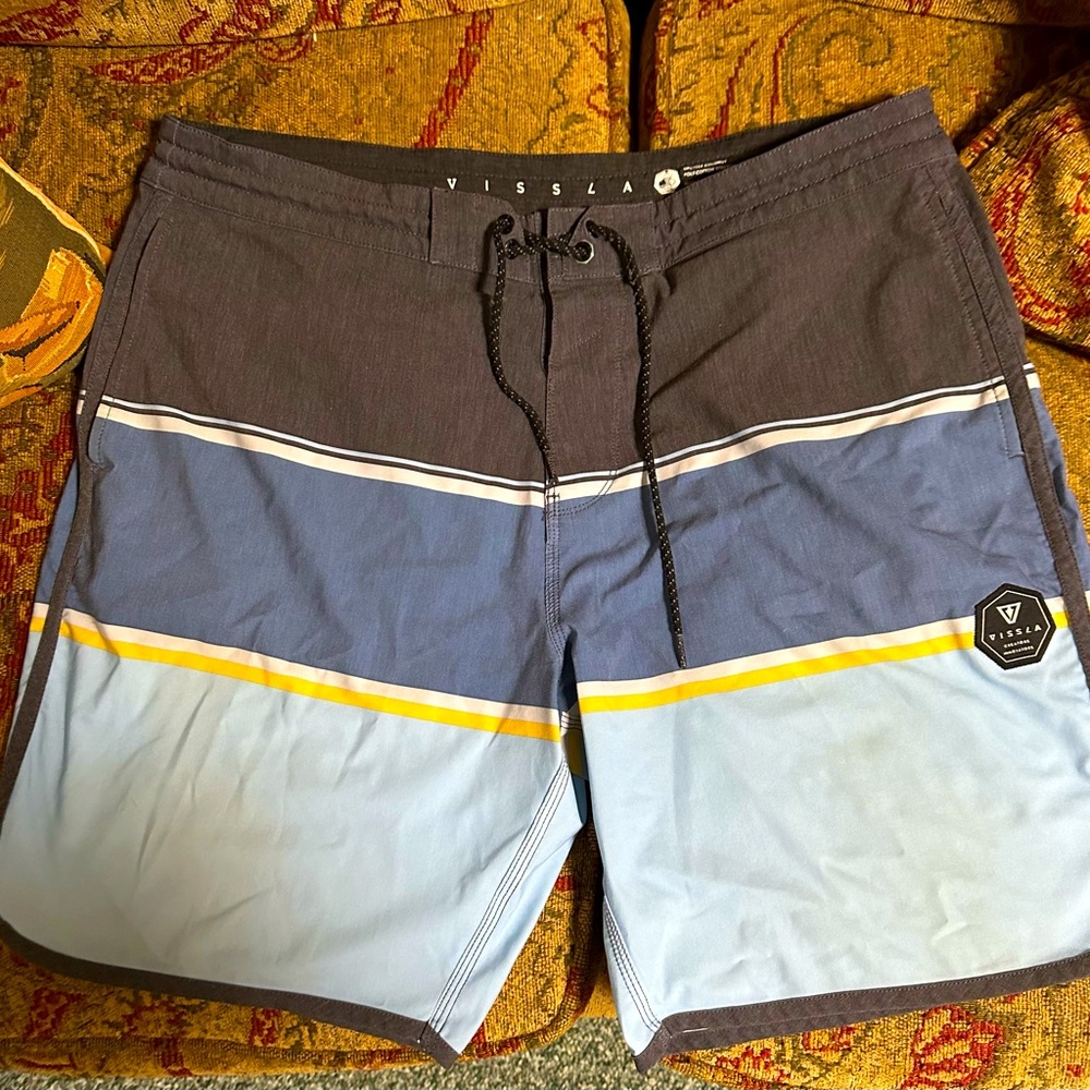 VISSLA Board Shorts, Swim Trunks, Size 36, worn 1 time, might as well be new